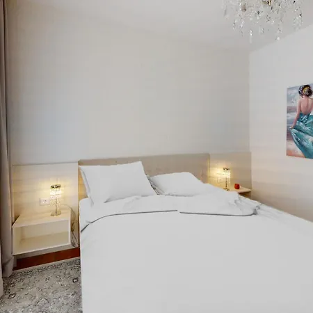 Nea Nerea Luxury Lägenhet *